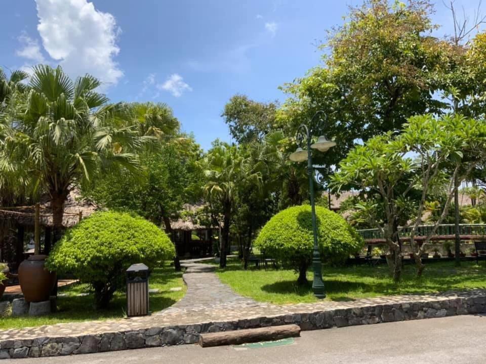 Hoa Binh Hotel Eksteriør billede