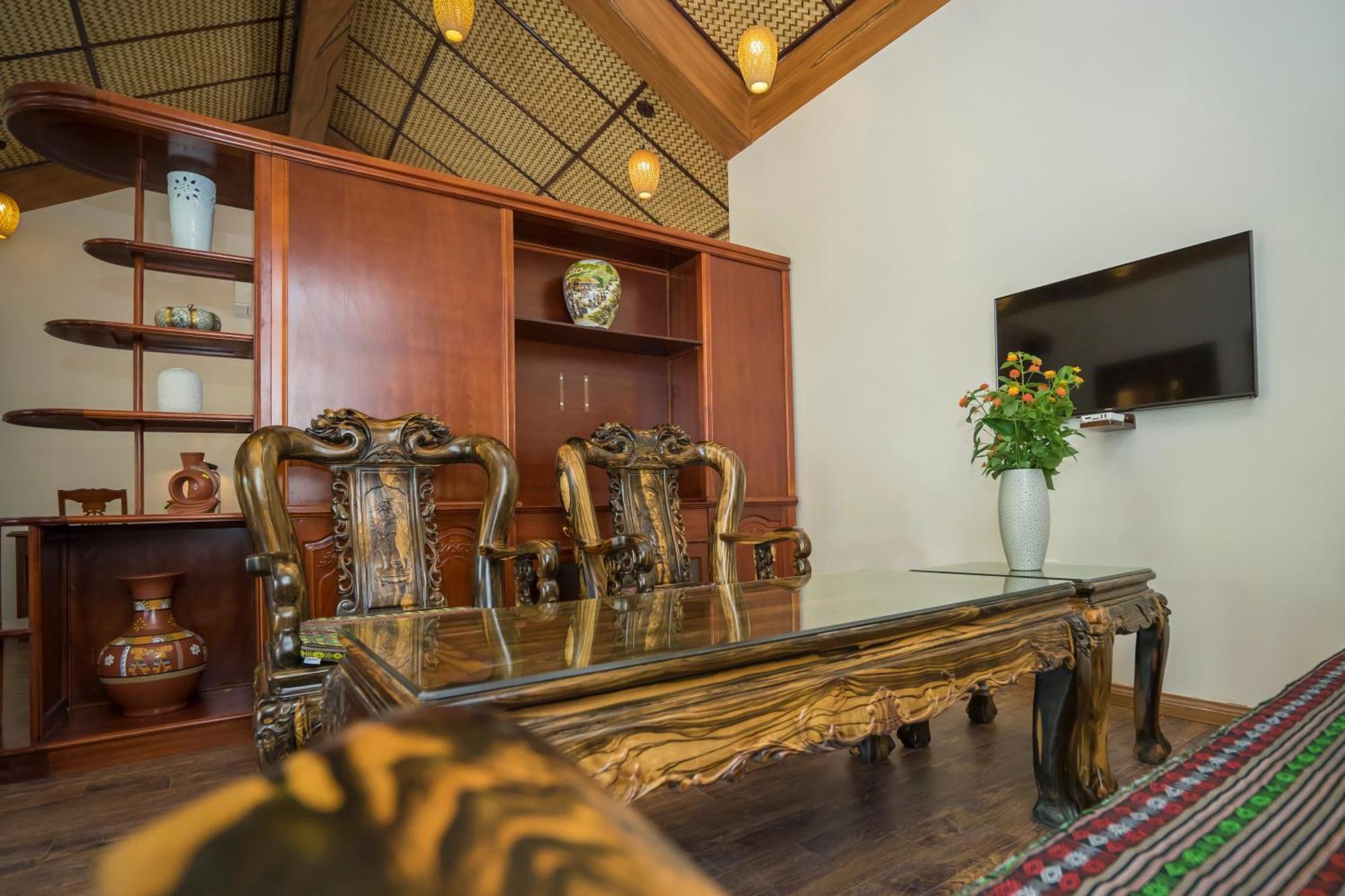 Hoa Binh Hotel Værelse billede