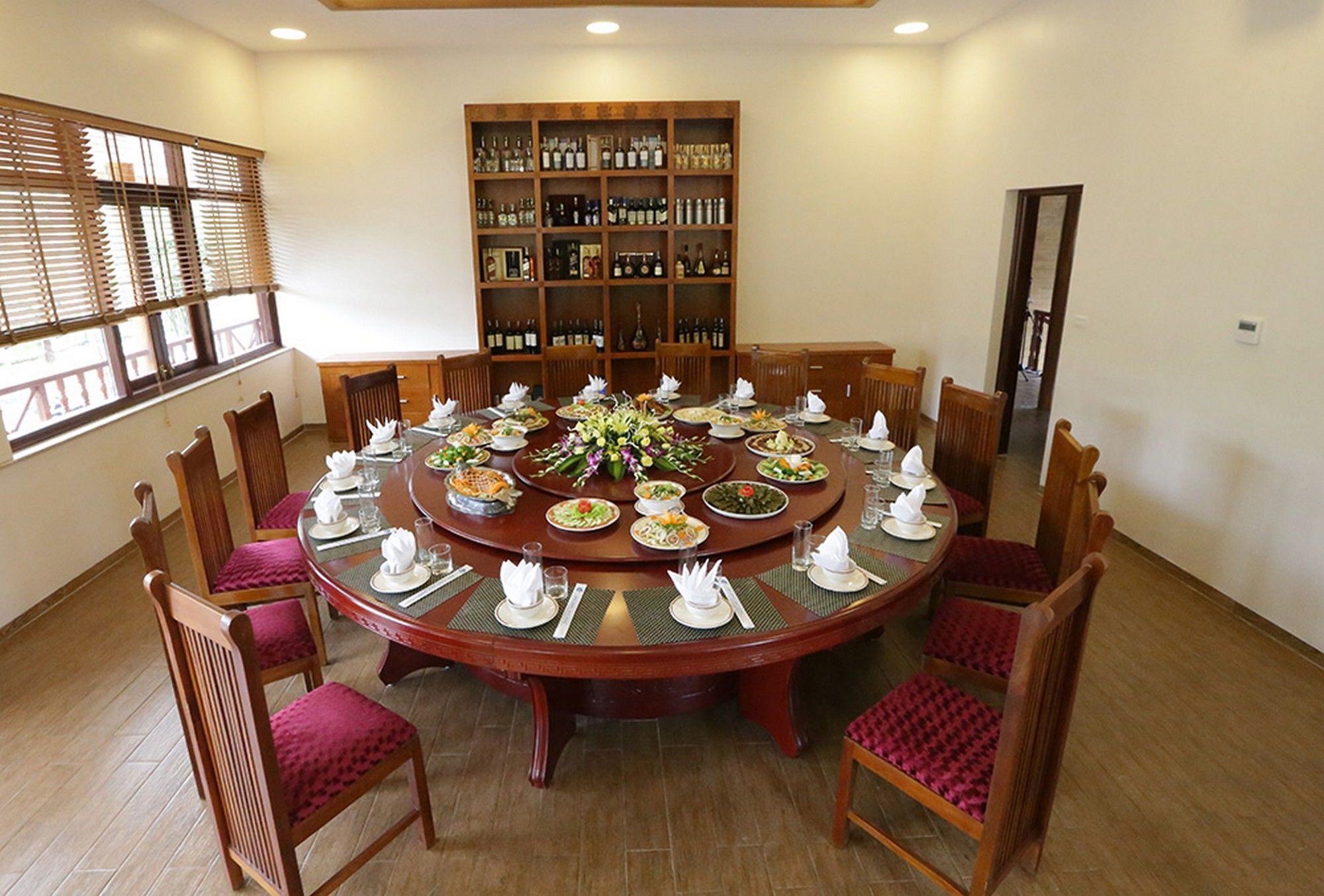 Hoa Binh Hotel Eksteriør billede