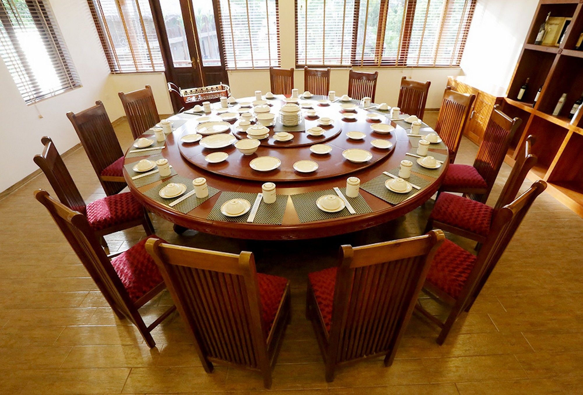 Hoa Binh Hotel Eksteriør billede